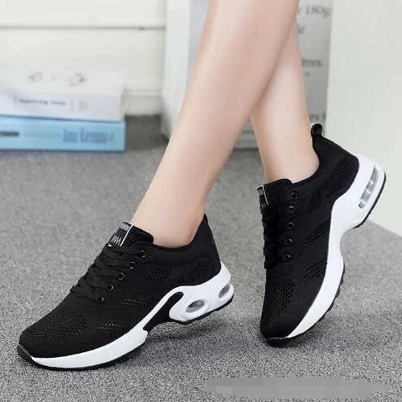 New Running Shoes Ladies Breathable Sneakers Summer Light Mesh Air Cushion Women's Sports Shoes Outdoor Lace Up Training Shoes