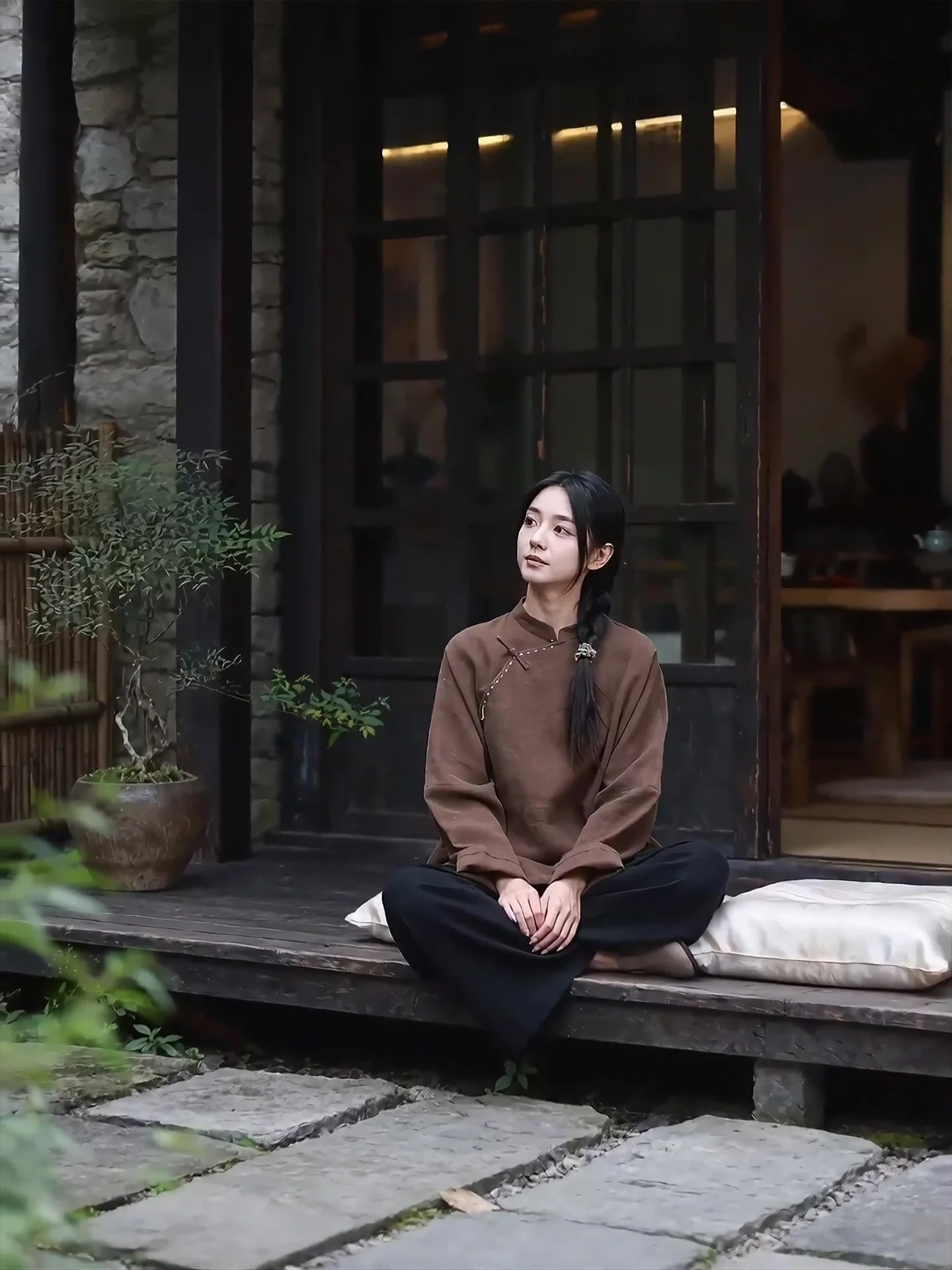 

Ecological Linen Zen Style T-Shirt Sand Washed Loose Fit Spring Autumn Chinese Traditional Shirt Simple Design Long Sleeve Wo...