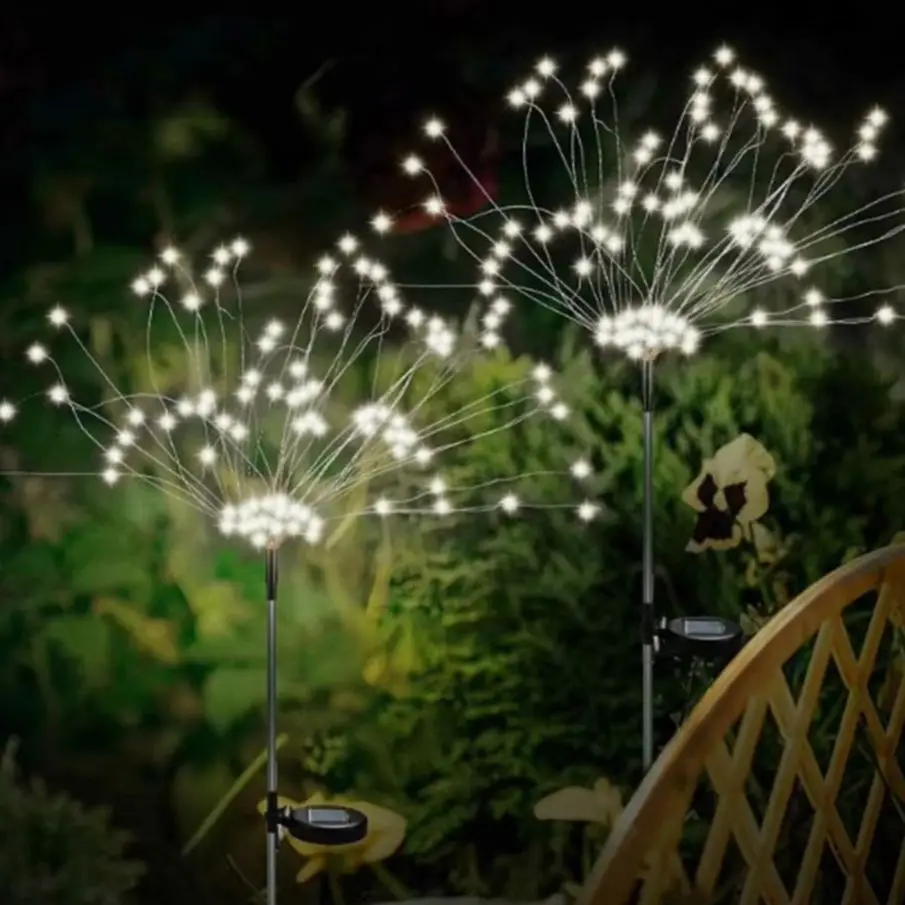 Luci solari per fuochi d'artificio a LED Lampada da prato impermeabile per esterni Luci decorative da giardino per percorsi Prato Cortili Recinzioni Passerelle