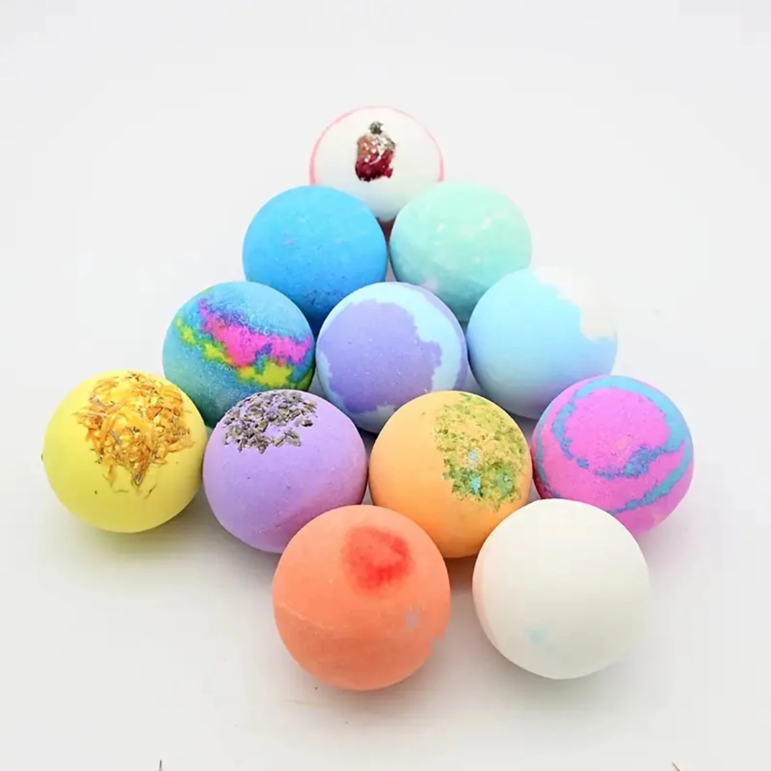 Ideal for fun and relaxation in the bathtub, this perfect set of 12 giant bubble bath balls is specifically designed for kids an