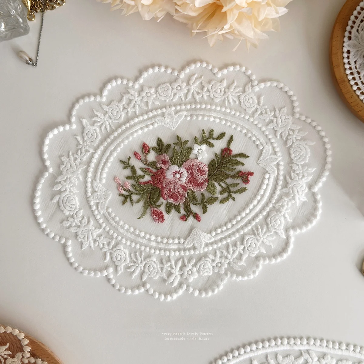 Hi Colorlife Vintage French Style Embroidered Lace Mat Decorative Background Cover Cloth Cotton Non-Slip Dining Table Pad