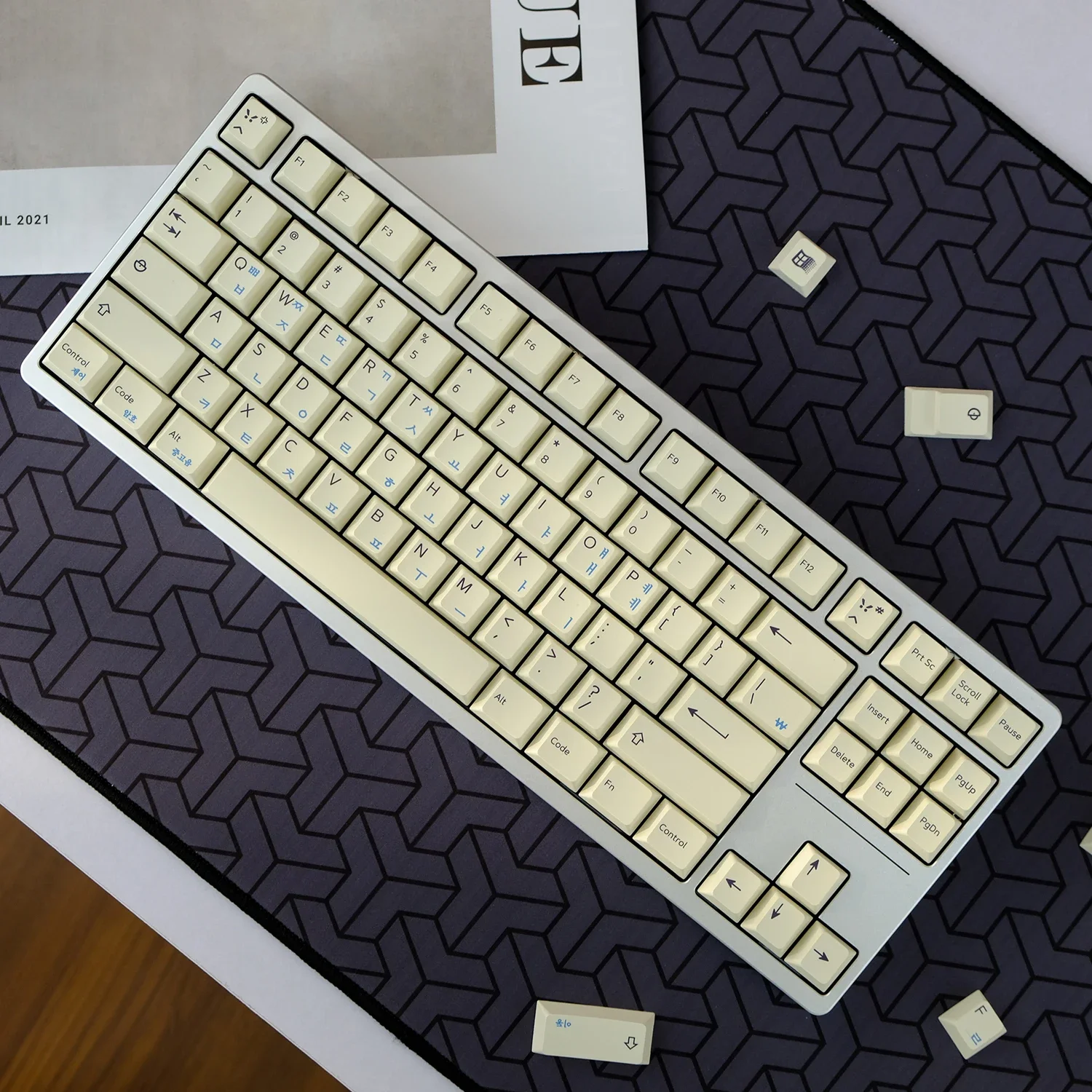 الحليب الأبيض الكورية الجذر keycap PBT الأصلي عملية التسامي مجموعة كاملة