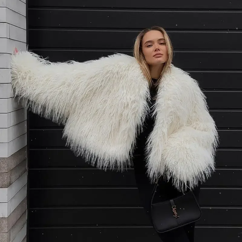 Exclusivo abrigo de piel con borlas blancas para mujer, chaqueta de piel sintética de pavo en tendencia, cuello de solapa peludo, ropa de abrigo