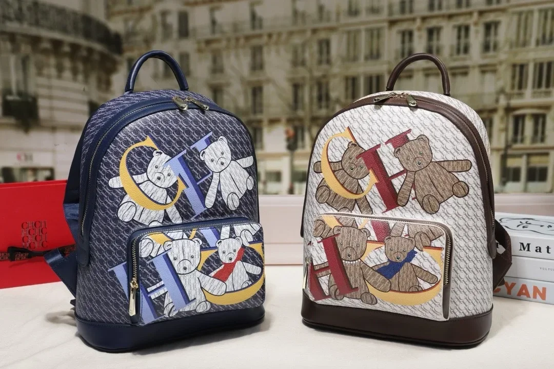 

2025 Simple Minimalist Vintage Tote Handbag With Trendy Design For Women's Shopper And Leisure Needs