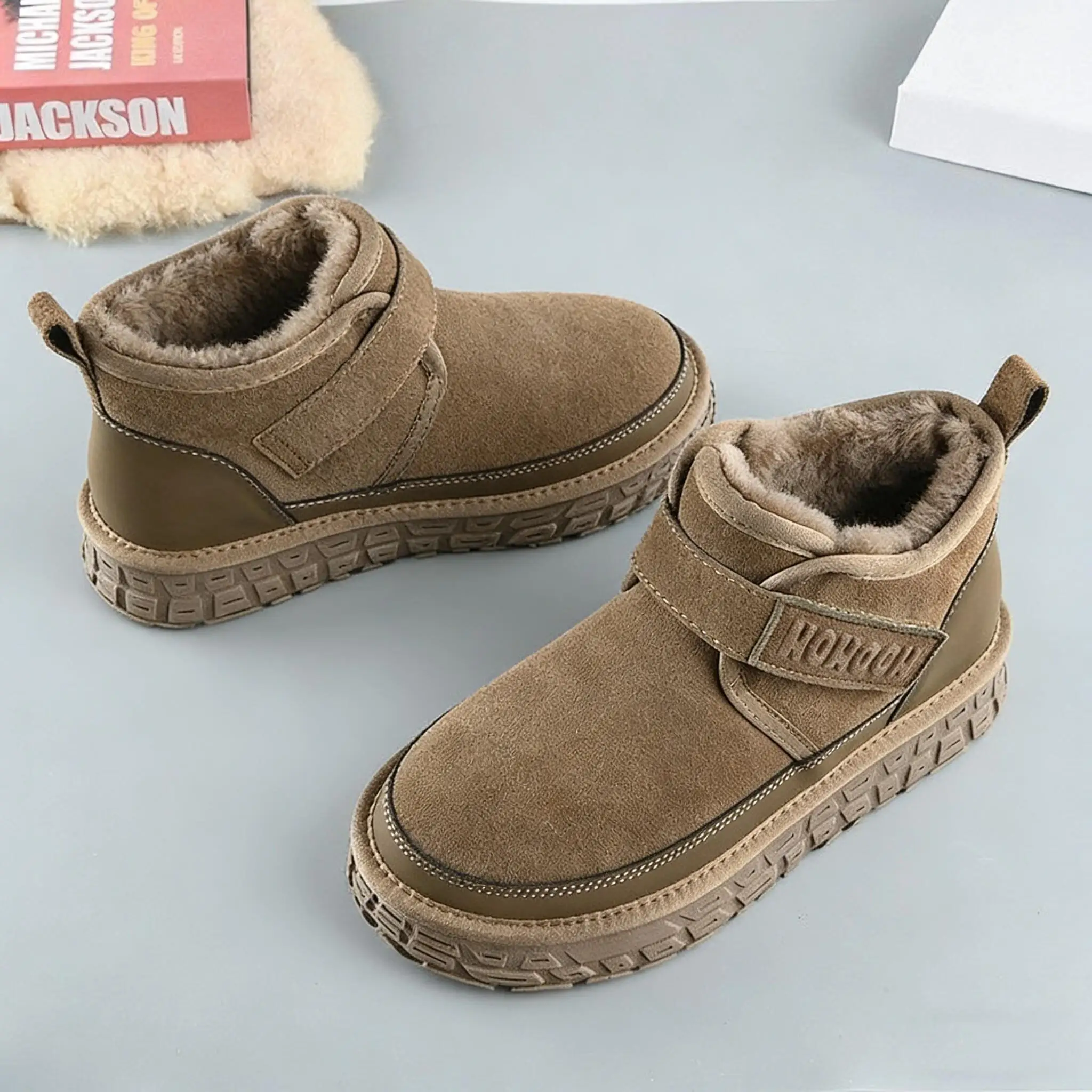 Men's Winter Snow Boots Fleece Lined Fur Integrated Waterproof Anti Slip Large Size Bread Shoes Warm Comfortable Mid-Cut Cott...