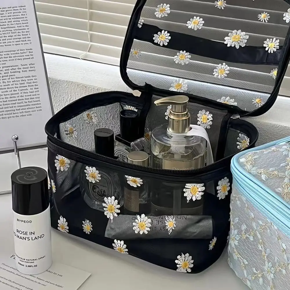 Daisy Embroidery Makeup Bag New Large Capacity Mesh Transparent Makeup Organizers Flocking Nylon Storage Bags Outdoor