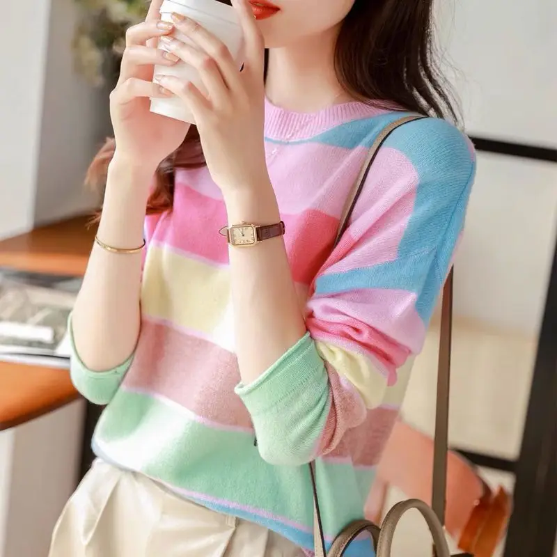 Fashion Female Sweater Luxury Korean Tops Womens Sweaters Designer Striped Knitted Kawaii Cashmere 2024 Trend Cute Pullover New