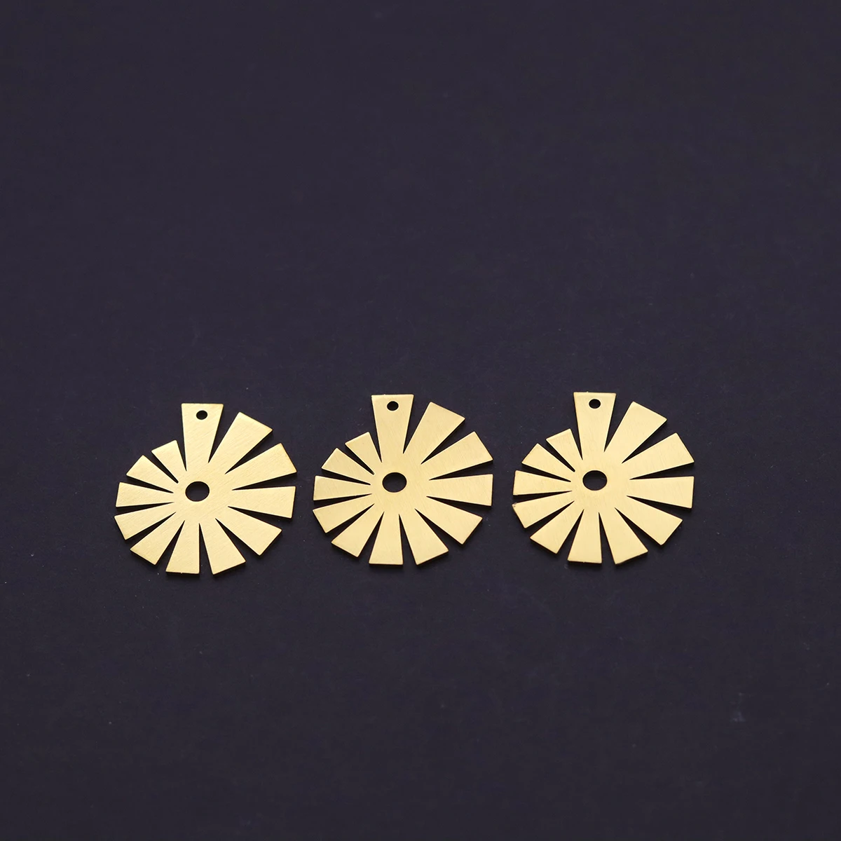 3pcs Trendy wholesale Sunburst Fan Shape Charms Stainless Steel Pendant for Fashion Punk Minimalist Jewelry Making Supplies