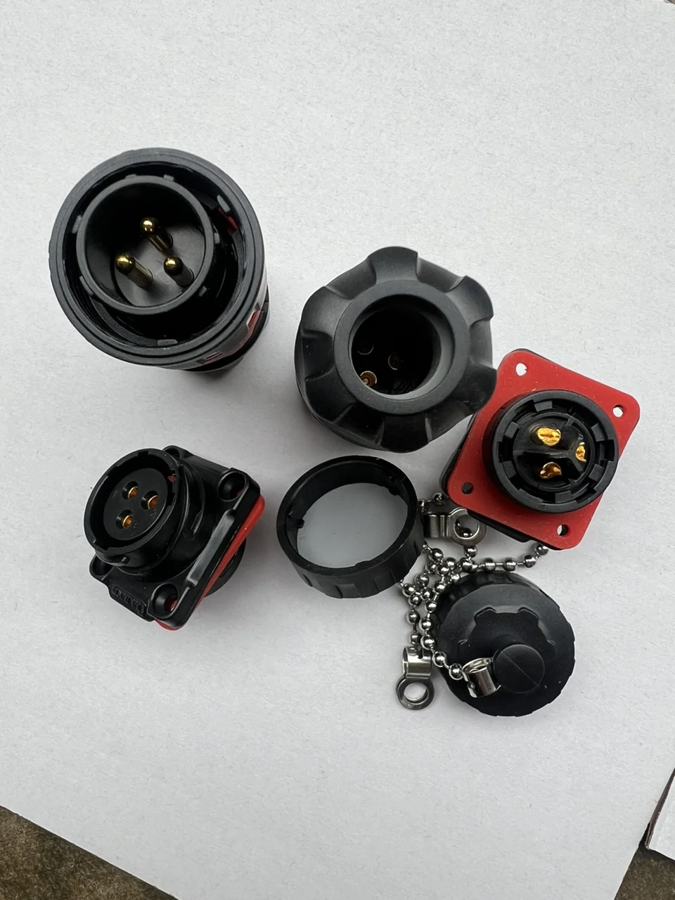 5pcs/waterproof aviation plug socket connector 3-pin brand new spot