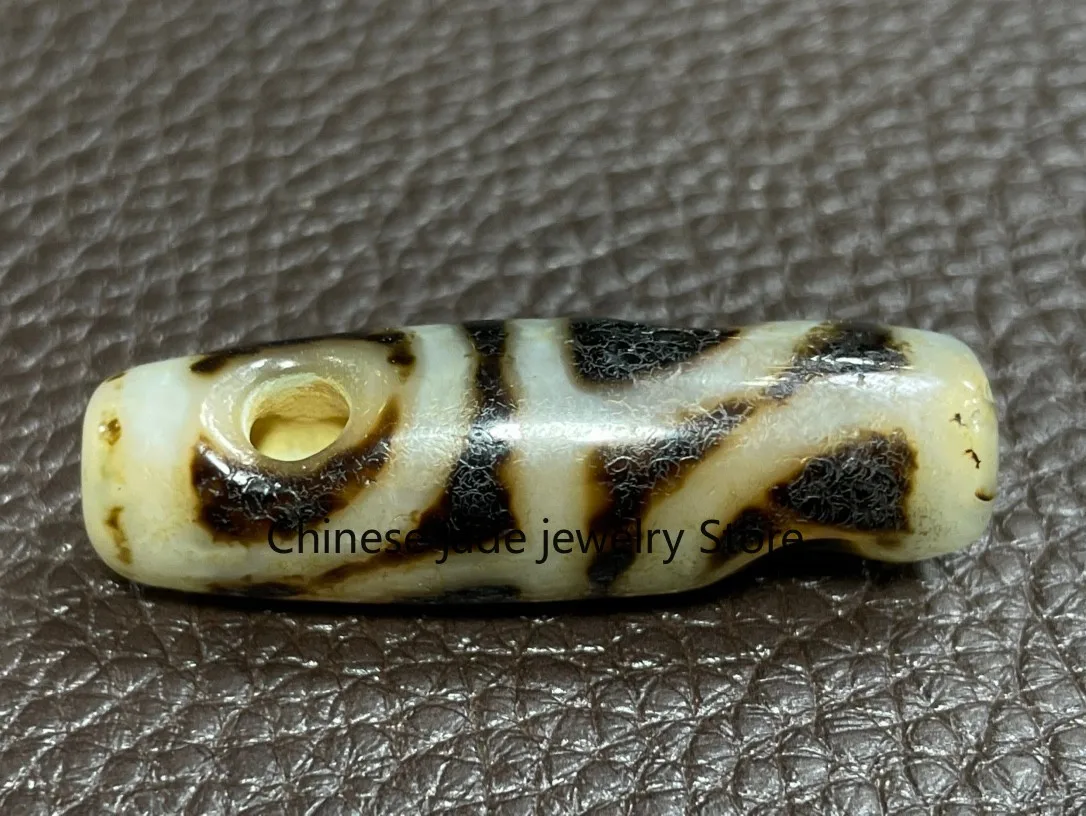 Old Tibetan Nepalese Himalayan Ancient 4 eyes Old Dzi Talisman Beads Amulet