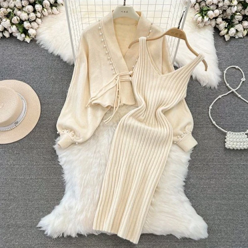 Women Autumn Winter Suit Chinese Style Bat Long Sleeved Buttoned Sweater Jacket @ Waist Cinched Knit Vest Dress Two-Piece Set