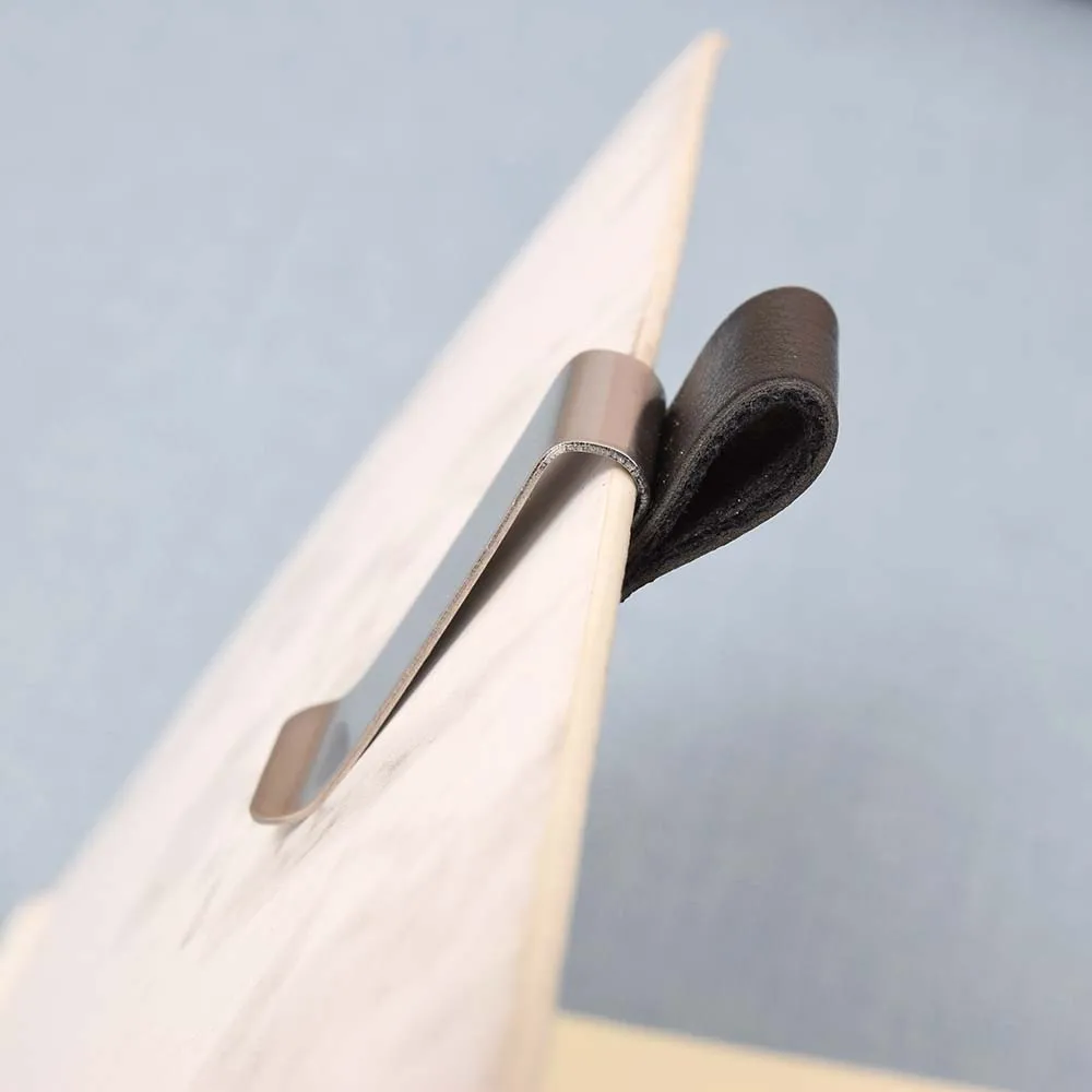 2022 new Pen Loop For Notebook Retro Leather Journal Notebook Pencil Holder Bookmark With Metal Clip Metal pen with leather