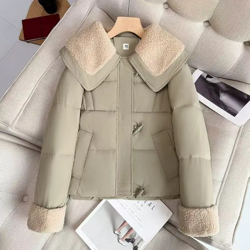 

2025 Winter Splicing Lapel Horn Buckle Short Cotton Padded Jackets Women New Fashion Warm Student Jacket Long Sleeve Outwear Top