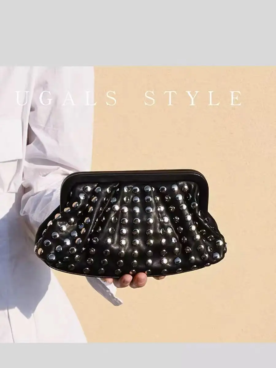 

Fashion Rivet Punk Shell Bag High Quality Textured PU Pleated Clutch Purse For Dinner Party Women Handbag Female Casual Bag