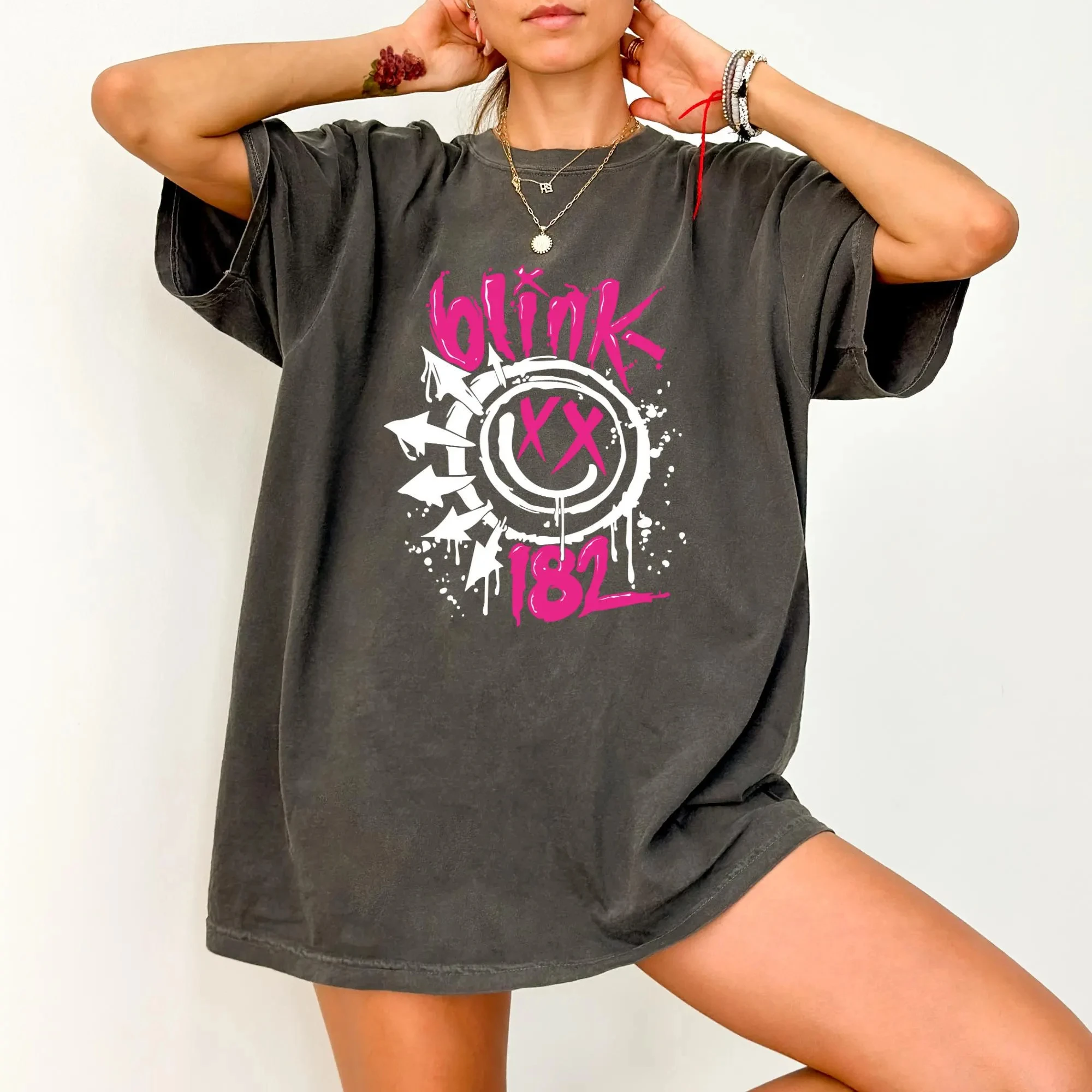 Camiseta Feminina Vintage Blink 182 Verão 2026 Algodão Respirável Manga Curta Streetwear Oversized Solta Casual