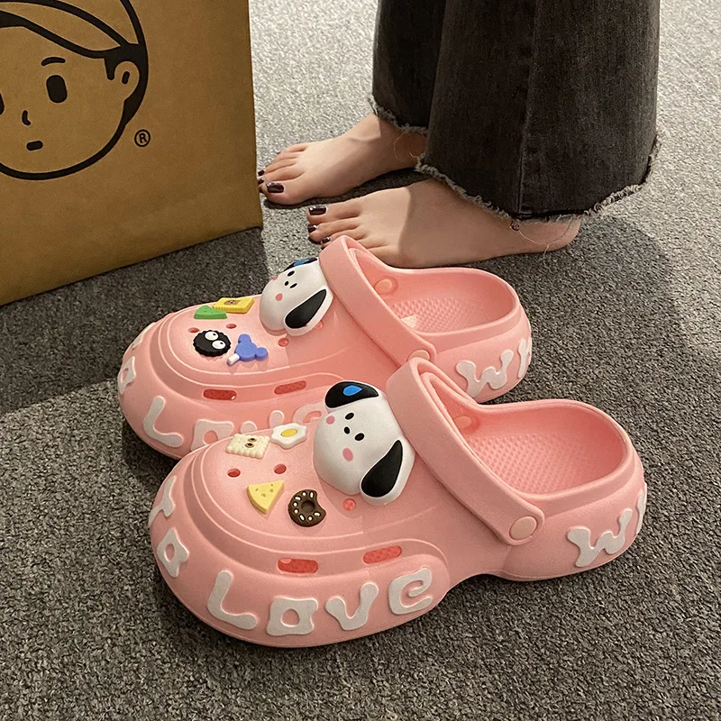 

Fashion Beach Garden Shoes DIY Women's Hole Shoes 4cm Sandal Slippers Cartoon Accessories Hole Slippers Shoes for Students Girls