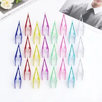 24Pcs Ergonomic Makeup Clips Plastic Fake Eyelash Tweezers Small Light Easy Carry Eyelash Assistant Makeup Tools