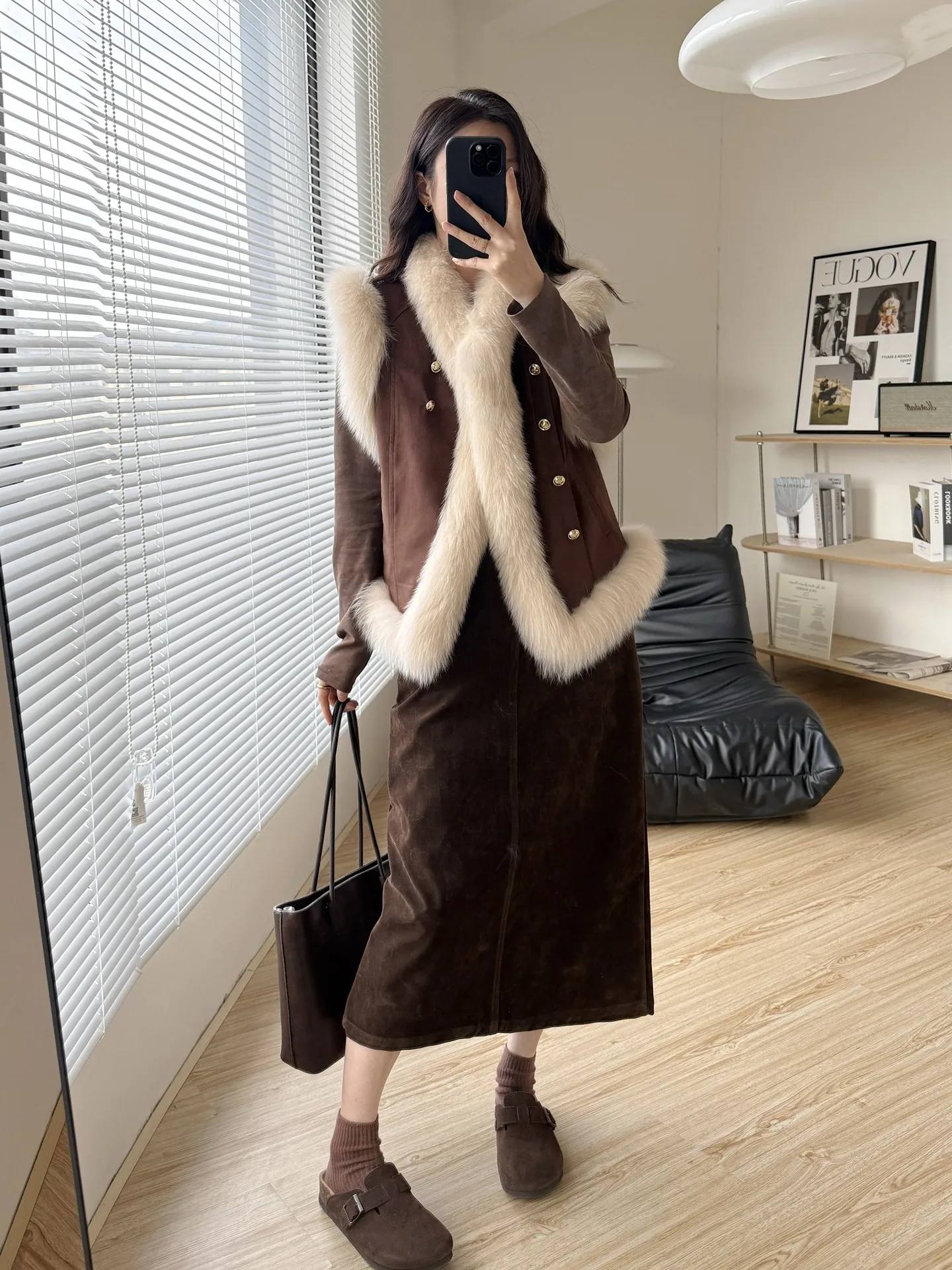 Maqi Duoduo 2025 Winter New Style Sweet and elegant short goose down inner liner fox fur vest for women