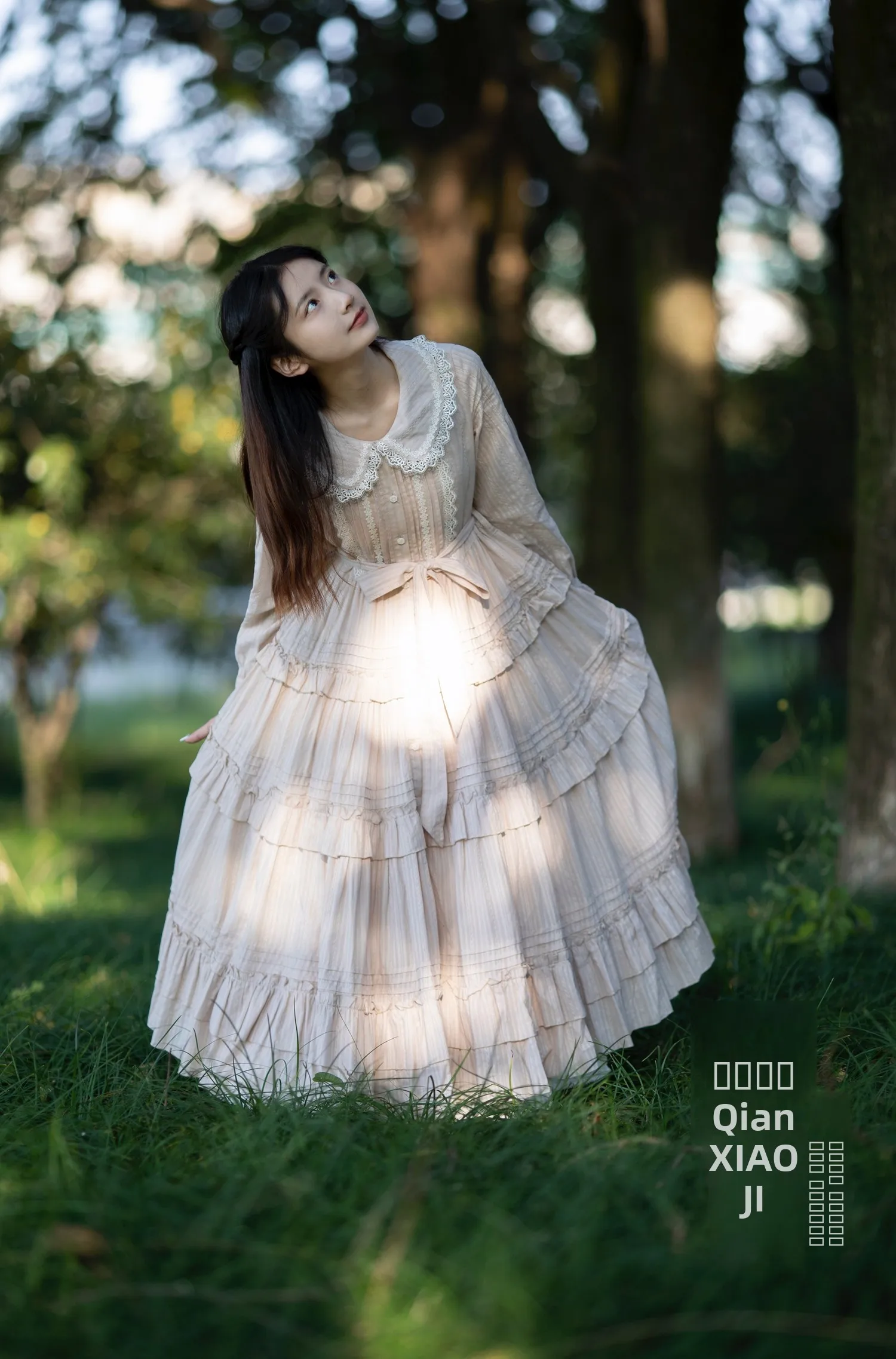 

Nine Moon Tea Milk Color Limited Edition Anniversary Six Years Embroidered Cotton Midi Dr with Flounce Skirt And Sve