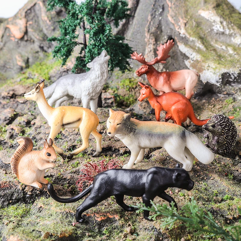 Oenux 16PCS Wild Animals Forest Chameleon Kangaroo Fox Owl Wolf