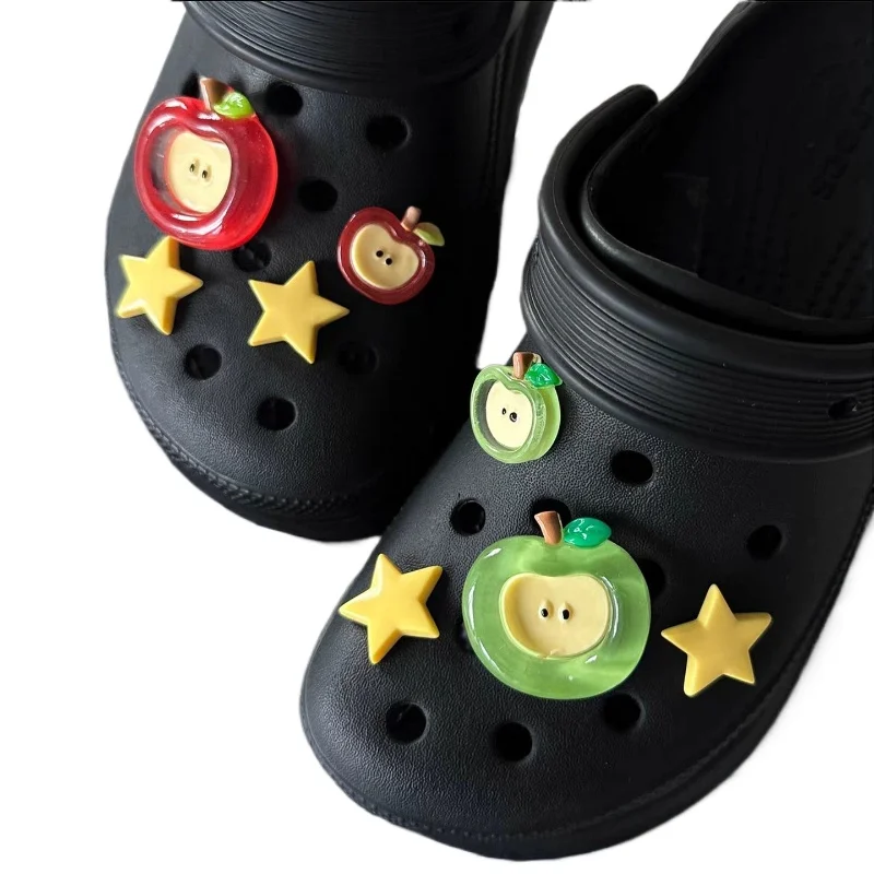 المبيعات الساخنة سحر الأحذية الموضة لزهور التفاح الخماسي الصغيرة قباقيب إبزيم الحذاء لطيف إكسسوارات الأحذية الديكور للفتيات هدية