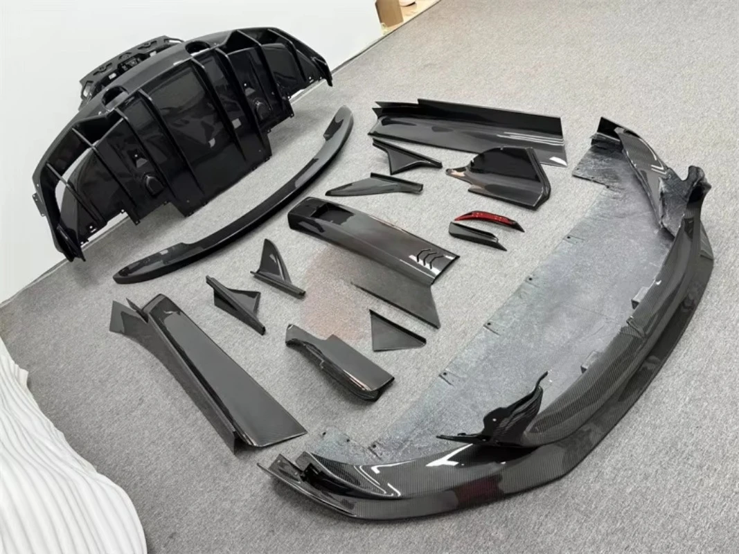 Design Style Body Kit for  MC20 Dry Carbon Fiber Front Lip Side Skirt Rear Diffuser Rear Spoiler Roof Vent