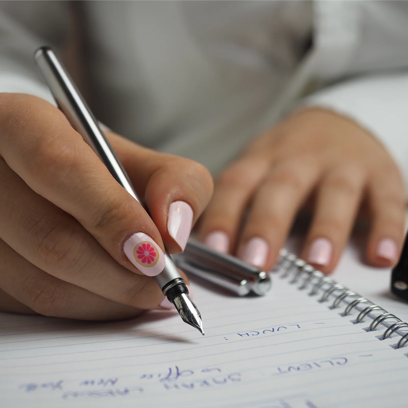 

2pcs 2 Boxes Fruit Slice Art Decorations Diy Nail Art Slices For Manicure Crafts Halloween Christmas Decoration Nail Decor