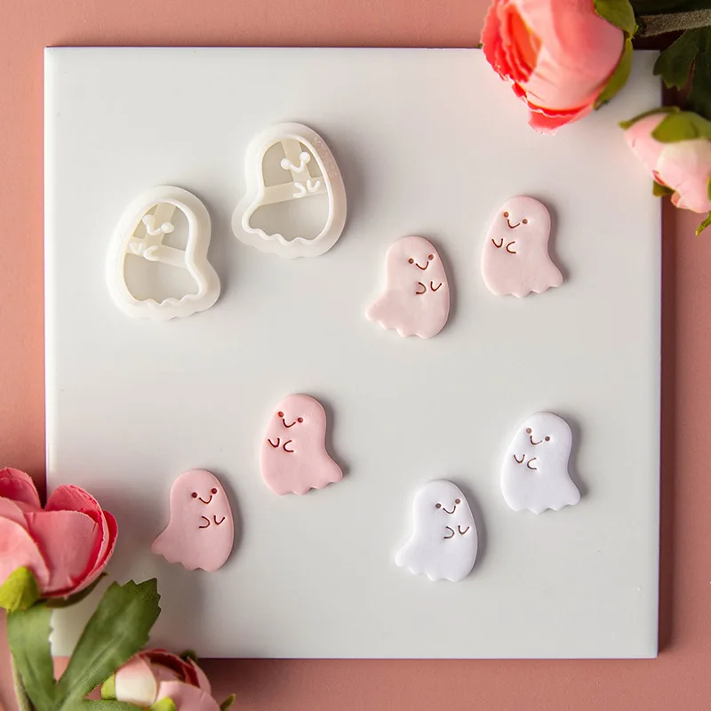 Halloween Series Soft Pottery Clay Molds Cartoon Ghost Cat Shaped Polymer Clay Cutters DIY Earrings Jewelry Pendant Making Tools