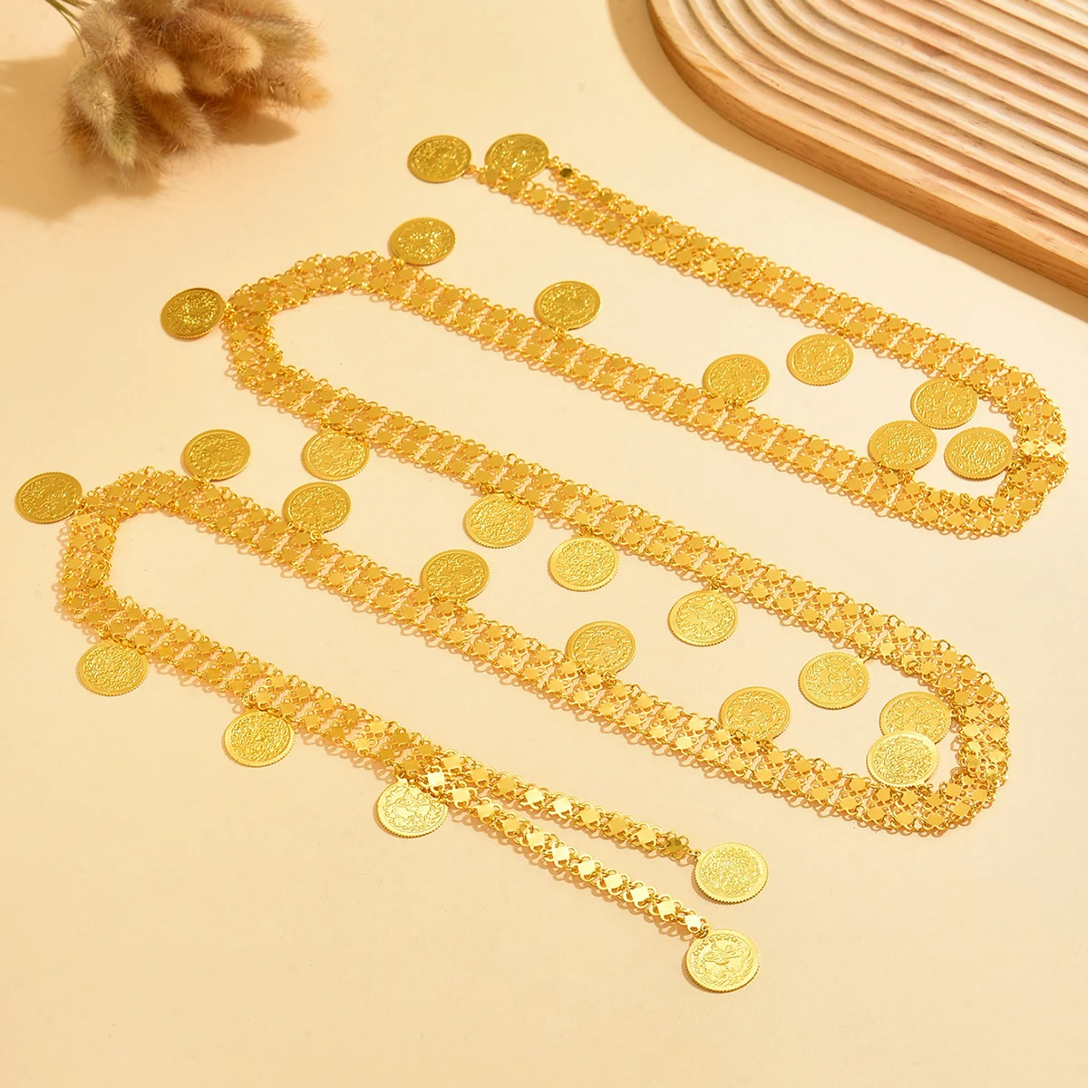 A Golden,Retro Ethnic-Style,Unique-Designed Circular Pendant Necklace With A Hollowed-Out Long Style, Worn In Layers