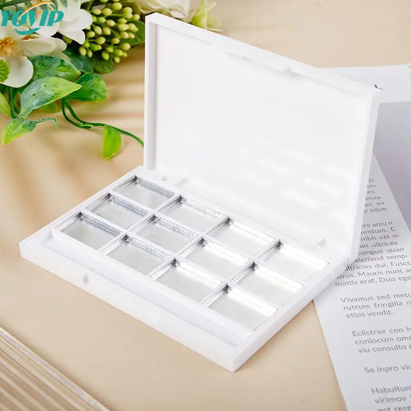 12 Grids Empty Refillable Container Case Makeup Palette for Beauty Cosmetic Lipstick Lip Balm Eyeshadow Blusher White Black