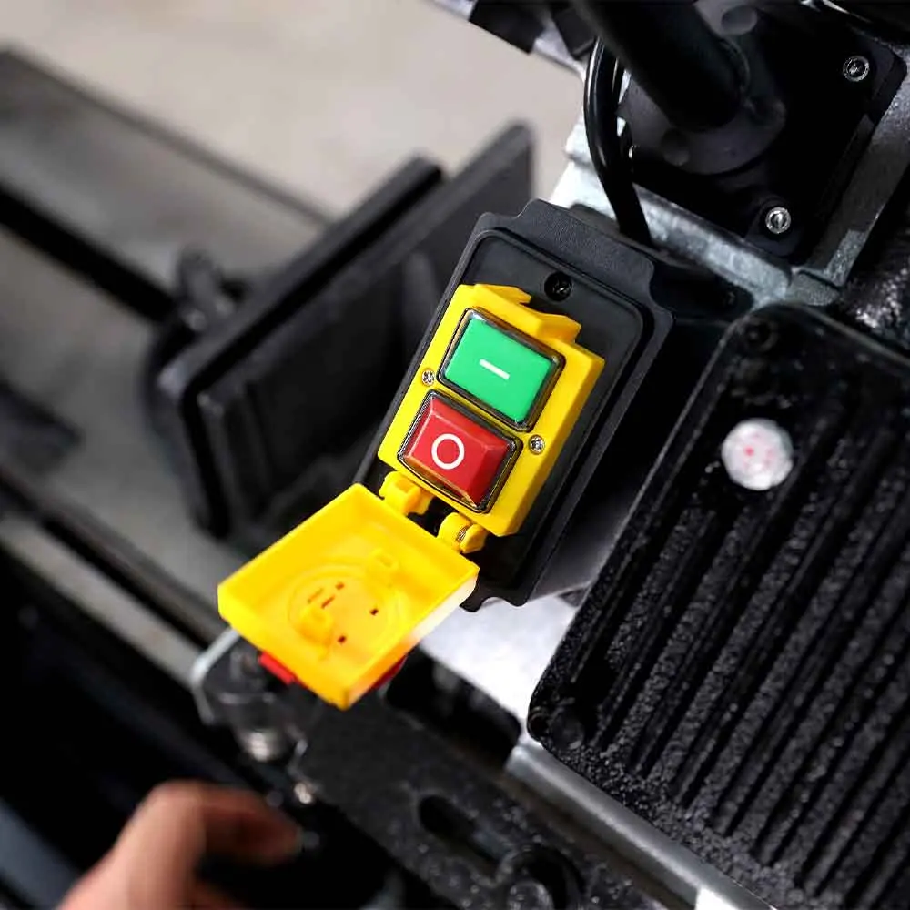 Picture 6: Cutting Machine Metal Band Hydraulic Water Cooling System Saw Machine for Metal