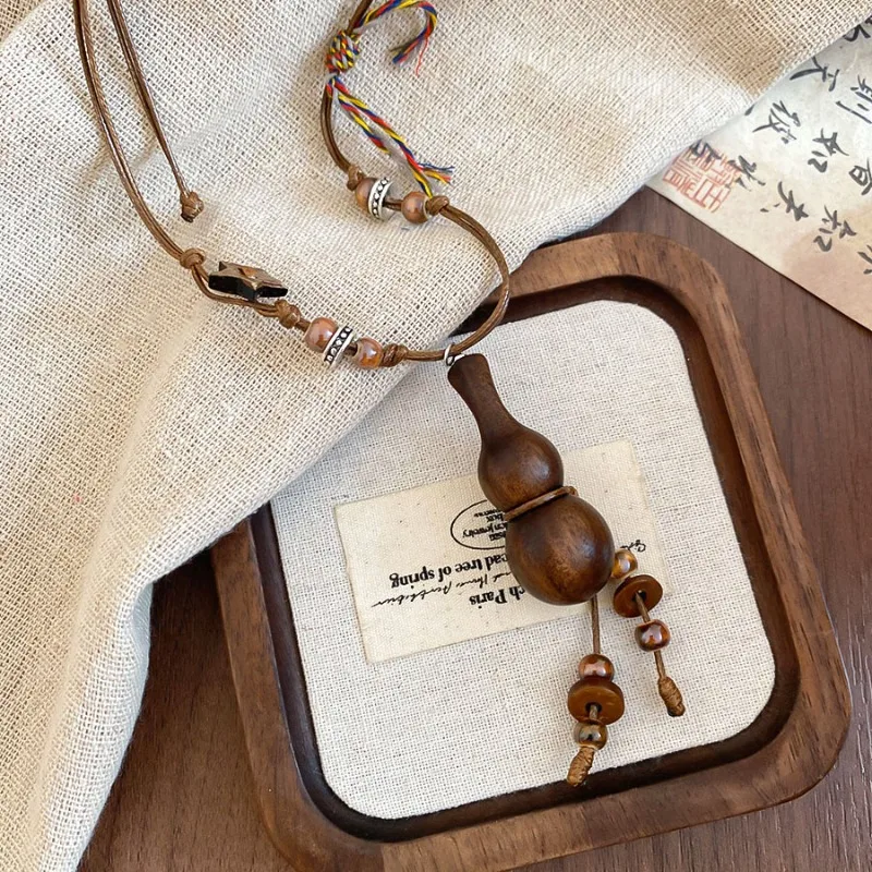 Minar Ethnic Ceramic Coconut Husk Star Wood Bottle Gourd Pendant Necklaces for Women Long Adjustable Rope Sweater Chain Choker view 6