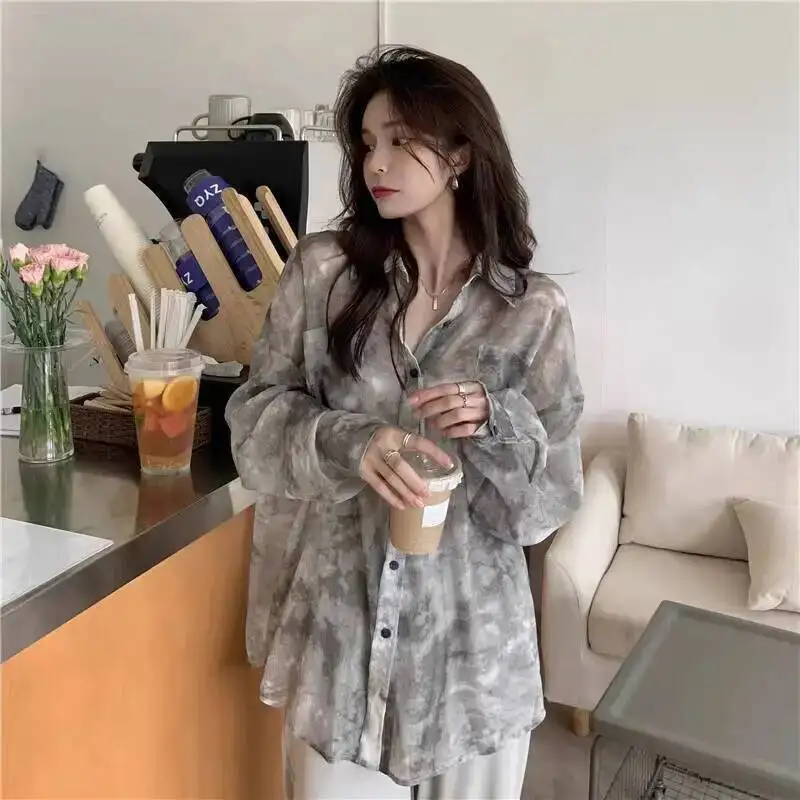 シャツ女性ファッションタイダイ原宿ゴシックトップ新韓国ルーズカジュアル服日焼け防止オールマッチ夏シャツ