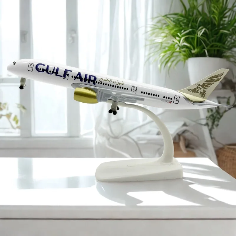 

Новая 20 см модель самолета Gulf Air B787 из сплава с колесами, готовая сувенирная коллекция для хобби, игрушка, украшение, подарок