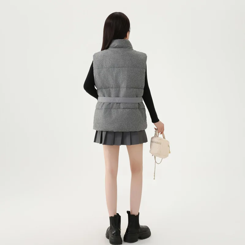 Korean Petite Casual Cotton Vest 2025 New Fashion Stand Collar Cotton Vest Women's Short Loose Design Versatile Warm Vest