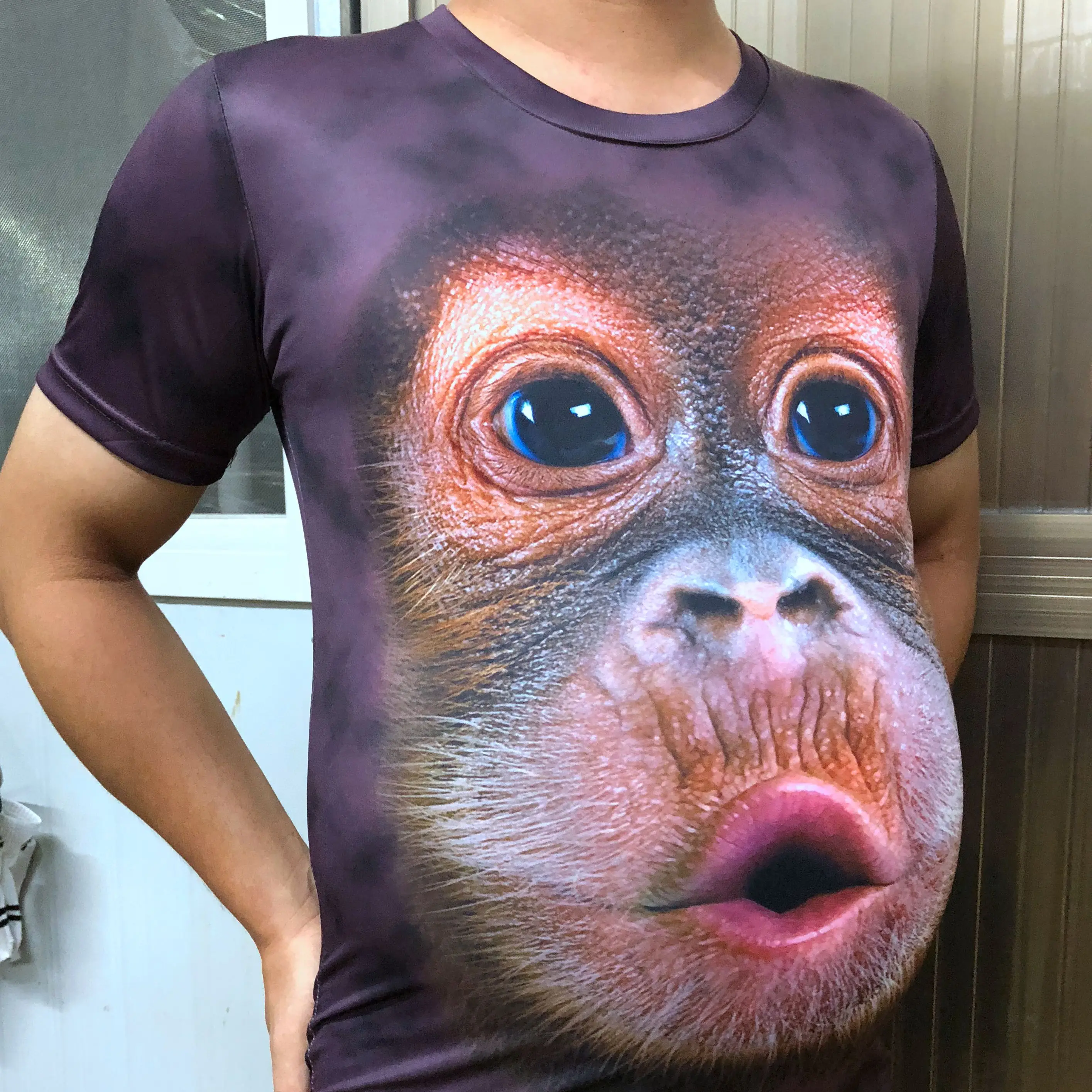 

TikTok big chimpanzee 3dt-shirt, animal pattern spoof laugh 3D short-sleeved t-shirt men, monkey three-dimensional printing