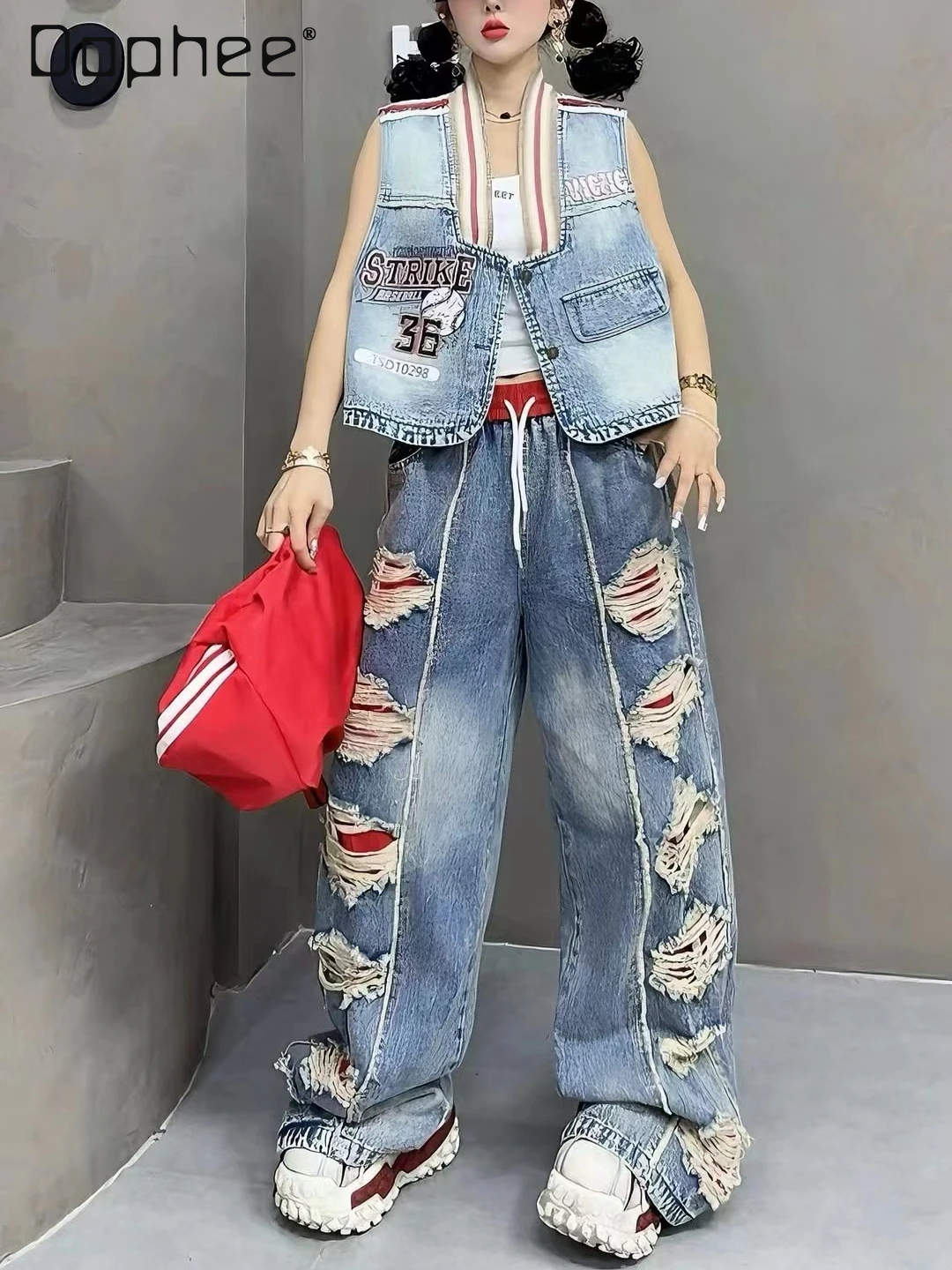 

European Casual Suit Women's 2026 Summer New Fashion Sense Letter Printing Vest Top Splicing Ripped Trousers Jeans