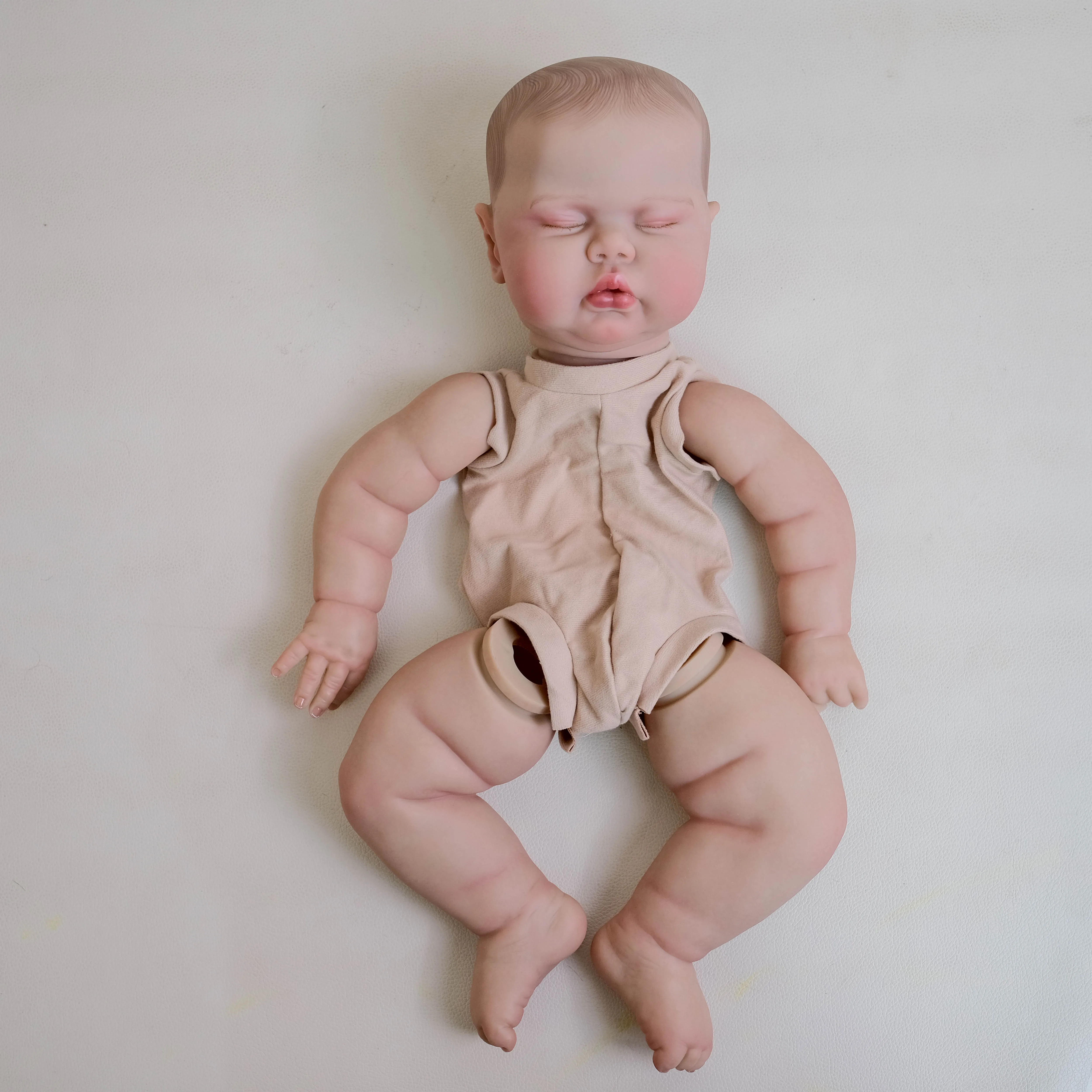 NPK Kit de muñeca pintada con pepinillos durmientes de 19 pulgadas, lindo regalo de cumpleaños y Navidad con pelo rubio, piezas de muñeca terminadas para coleccionistas