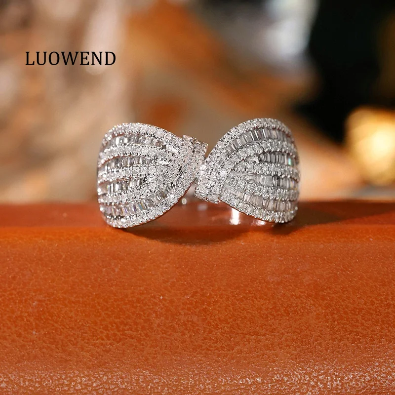 

LUOWEND 100% 18K White Gold Rings Luxury Bowknot Shape 0.76carat Real Natural Diamond Engagement Ring for Women Senior Banquet