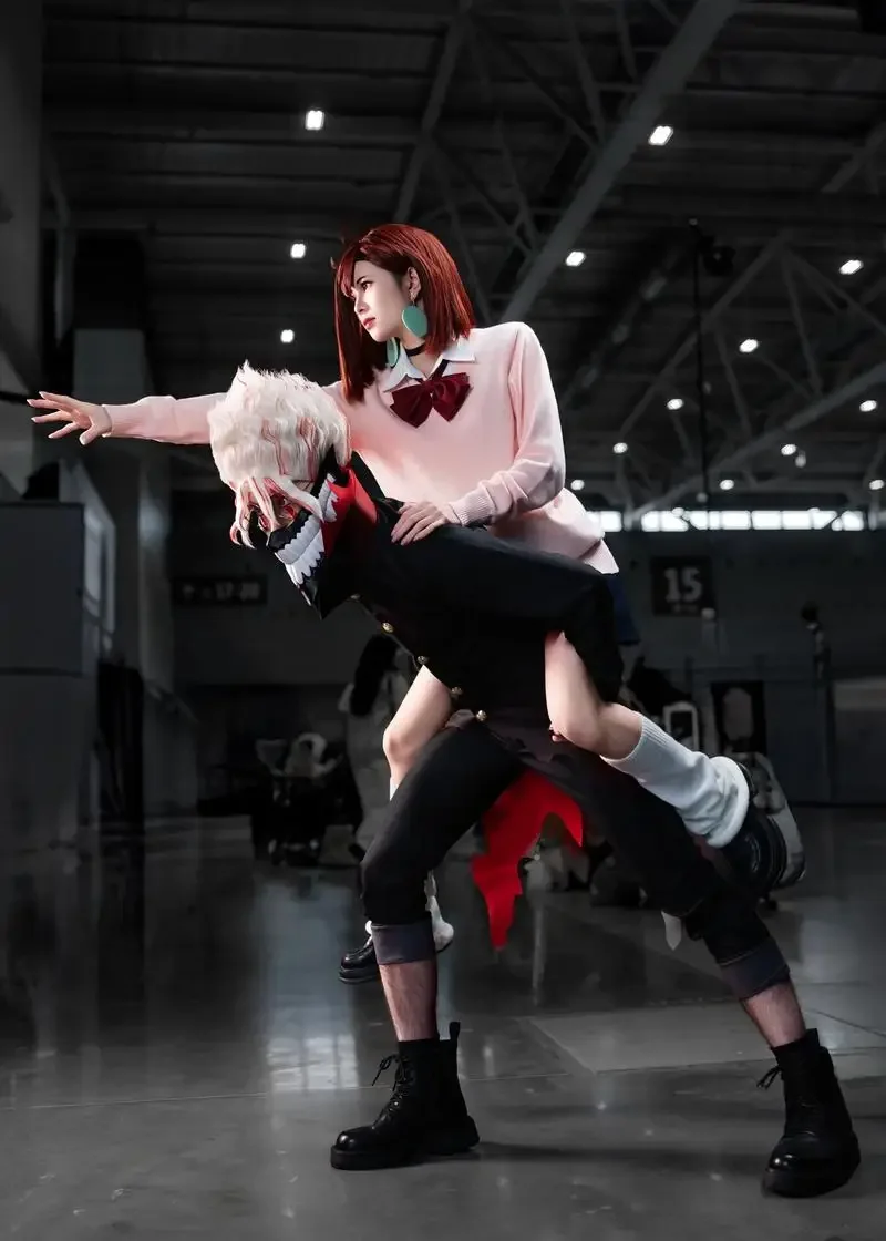 CosplayDandadan Kit de cosplay de anime - Okarun Ken Takakura Momo Ayase Aira Shiratori Disfraces Peluca y máscara con suéter Conjunto uniforme