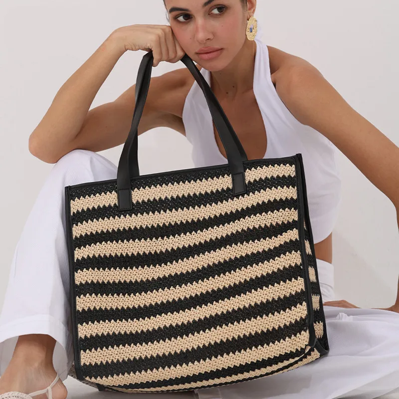 

2025 Luxury Raffia Large Capacity Hand Woven Tote Bag Women Beach Holiday Colorful Striped Straw Handbag Trendy Underarm Bag