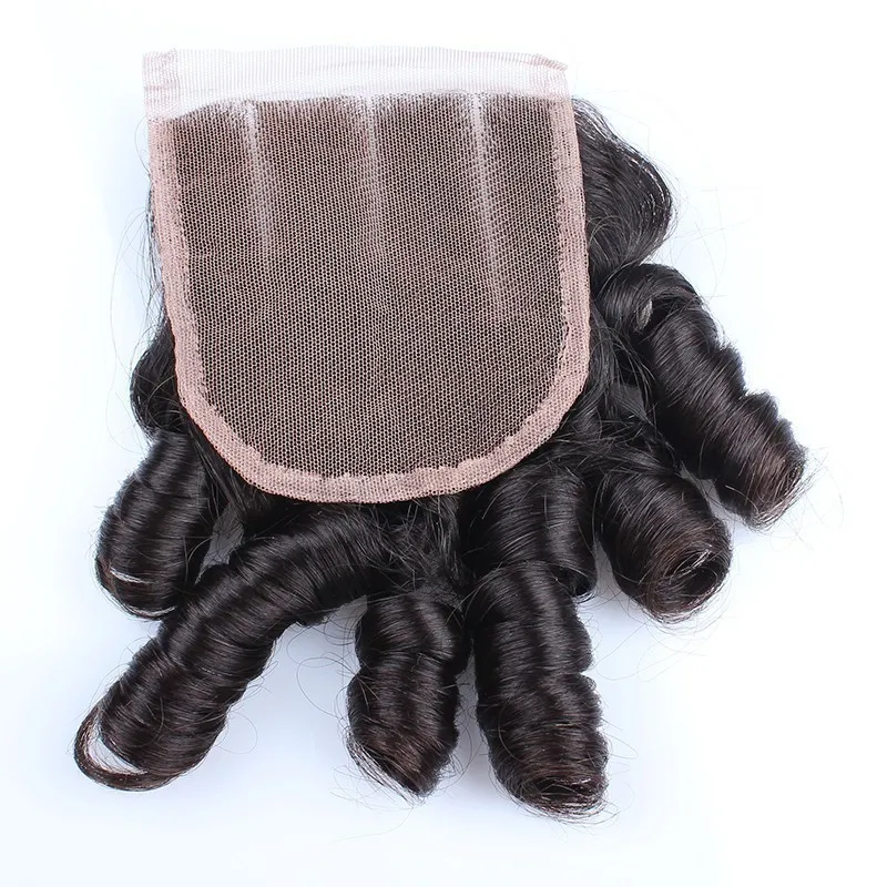 Funmi人毛束と4x4レースクロージャー、スプリングカーリーブラジリアンバージンヘア、10Aグレード、ナチュラルカラー、フルエンド