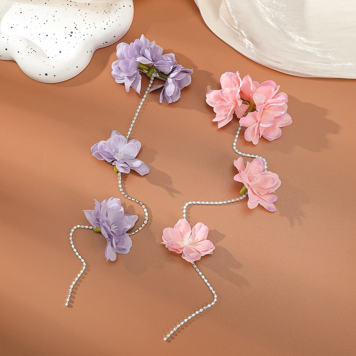 2 Pcs Cute Little Flower Braid Hair Clip Chain Flower Hairpin Summer Side Tassels Invisible Long Tassel Hair Accessories