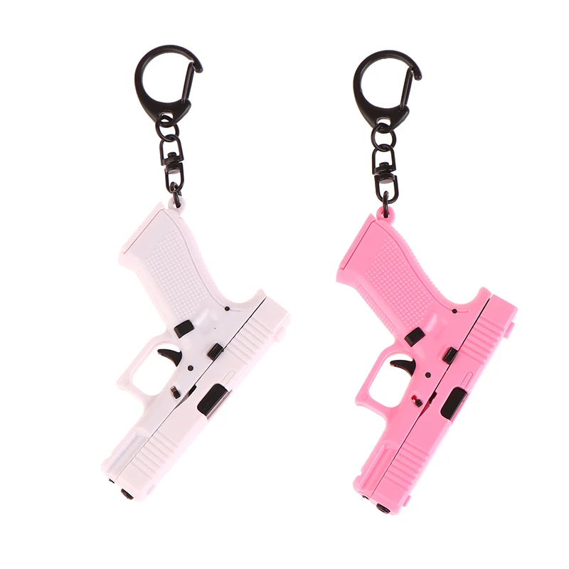 CS Revolver Model Keychain For Men Vintage Counter Strike Pistol Metal Pendant Key Ring Male Boys Fans Bag Car