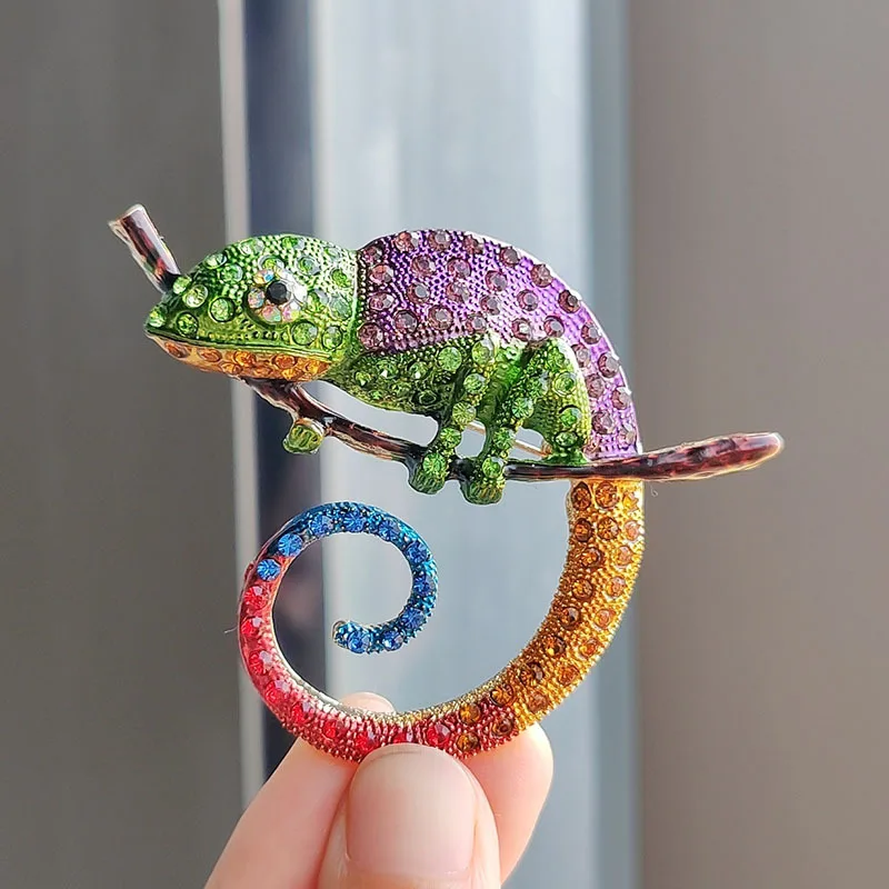 Creative Lizard Chameleon Rhinestone Brooches For Women Men Clothes Suit Animal Brooch Pin Jewelry Accessories Ornaments Gifts