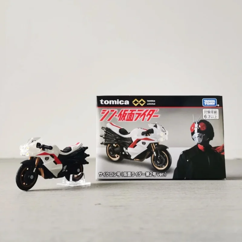Takara Tomy Tomica Premium Ilimitado Shin Kamen Rider Ciclón (Kamen Rider Ver.) Juguetes para niños Vehículo de motor Modelo de metal fundido a presión