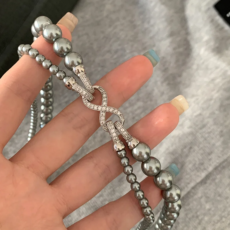 LENNIK إبزيم صغير مرصع بـ 8 أشكال بطبقات مزدوجة قابلة للفصل، قلادة من اللؤلؤ الاصطناعي باللون الرمادي متعدد الارتداء