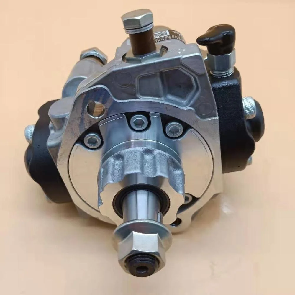 Genuine SK200-8 SK250-8 Excavator J05E Fuel Injection Pump 22100-E0035