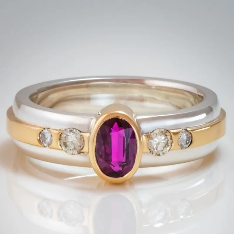 Ladies' Fashion Two Tone Line Design Ring With Oval Synthetic Zircon Simple Exquisite Versatile Ring For Daily Commuting Party