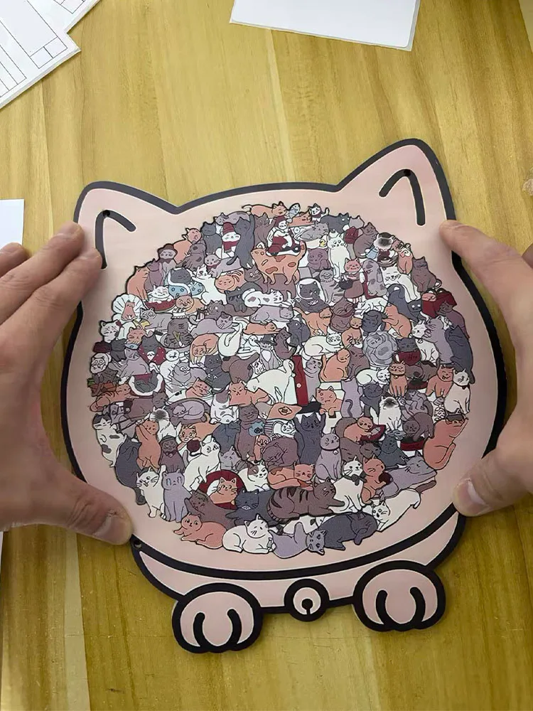 135pcs Cat-shaped Wooden Jigsaw Puzzle Unique Irregular Puzzle Pieces Game Birthday Xmas Gifts for Cat Lovers Home Decorations
